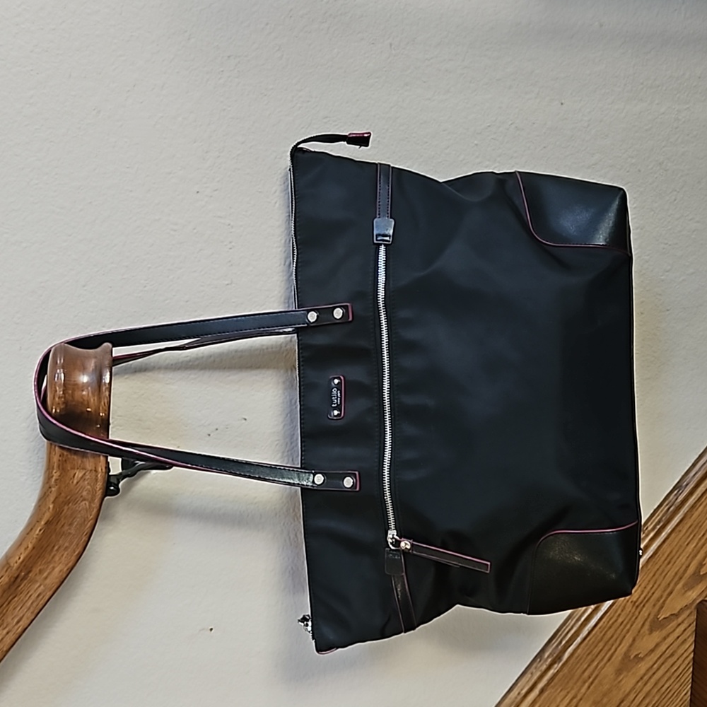Tutilo New York tote